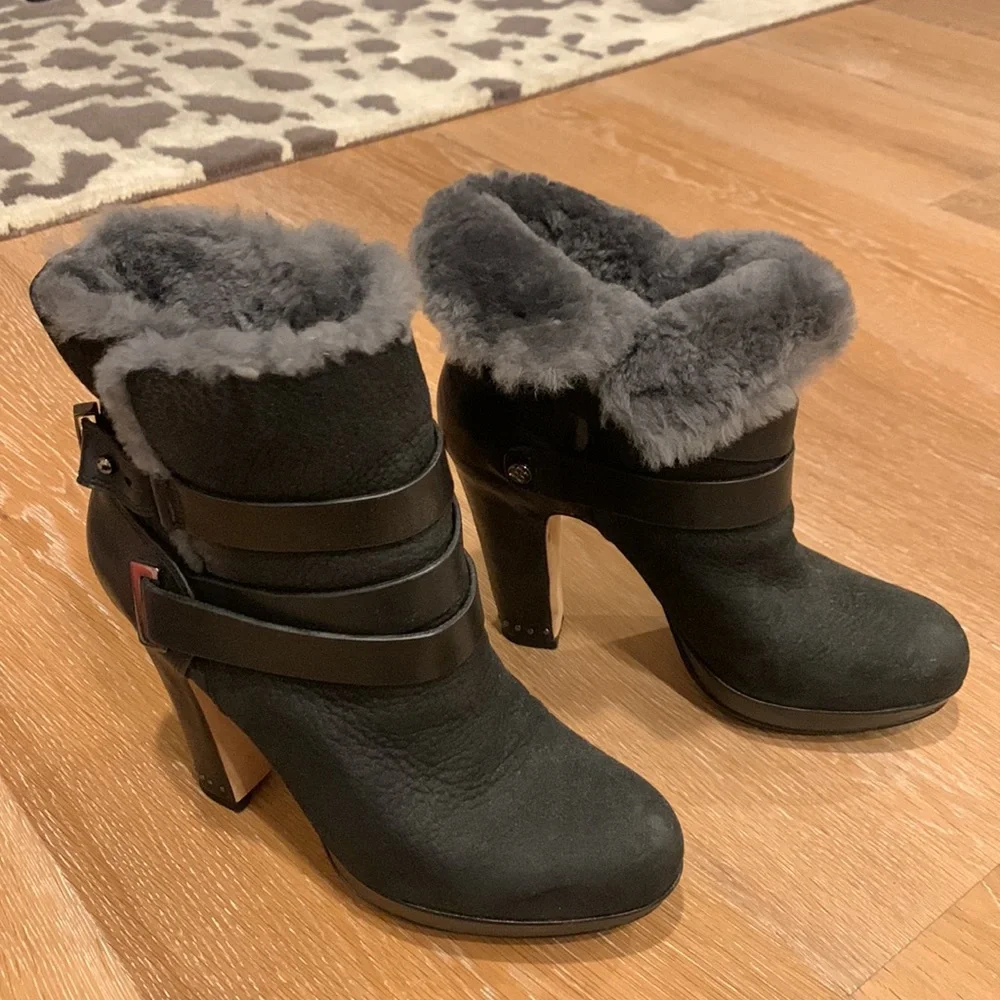BCBGMaxAzria Ma-Mary 1 leather and shearling bootie